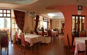 Restaurace v ubytování B&B Vila Raj