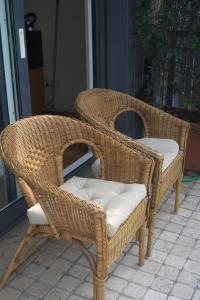 A seating area at Riva Celeste