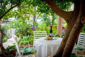 Gallery image of Apartments Garden Beach in Cavtat +112 photos