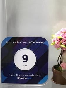 Certifikát, hodnocení, plakát nebo jiný dokument vystavený v ubytování Signature Apartment @ The Windsor