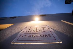 Certifikát, ocenenie alebo iný dokument vystavený v ubytovaní Le Ancore Luxury Apartments