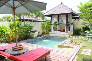 Bazén v ubytování Kalicaa Villa Resort, Tanjung Lesung nebo v jeho okolí