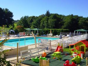 Imagem da galeria de Detached house with terrace in south Dordogne em Gavaudun