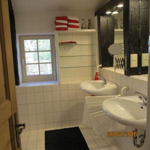 Ein Badezimmer in der Unterkunft Meisenhof
