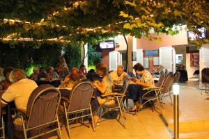 Restoran ili drugo mesto za obedovanje u objektu Villa Bojana