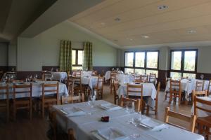 Restauracja lub miejsce do jedzenia w obiekcie Camping & Bungalows Leagi