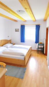 En eller flere senge i et værelse på Bad St Isidor