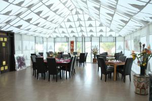 Reštaurácia alebo iné gastronomické zariadenie v ubytovaní Casa Julia Finca Montimar