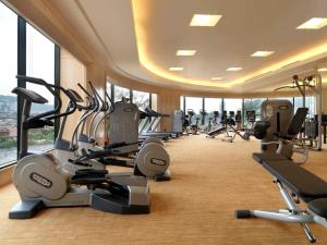 Das Fitnesscenter und/oder die Fitnesseinrichtungen in der Unterkunft One World Hotel
