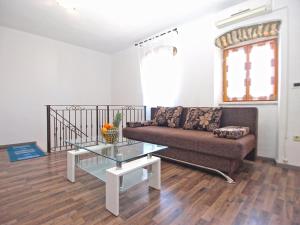 Zdjęcie z galerii obiektu Holiday Home Roberto 1277 w mieście Vranići +15 zdjęć