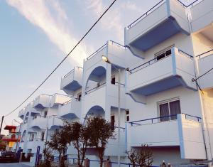 Gallery image of Pyrgos Hotel Apartments in Kremasti