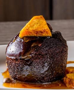 Food at or somewhere near the inn 