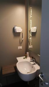 A bathroom at Hotel & Resort Le Colombare