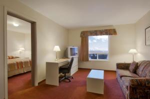 Super 8 by Wyndham Yellowknife