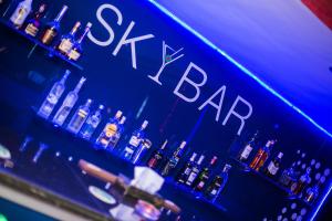 Lounge nebo bar v ubytování Menzeh Zalagh City Center