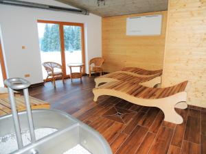 Posezení v ubytování EA Horský Hotel Hájenka