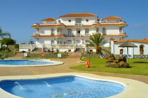 Gallery image of Hotel Diufain in Conil de la Frontera