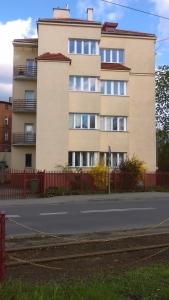 Budynek, w którym mieści się apartament
