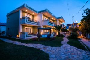 Gallery image of Villa Irida in Potos