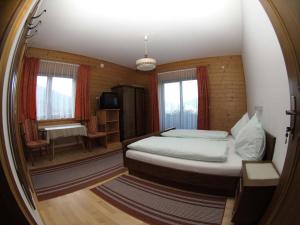 福魯克斯佩卡特尼霍夫酒店房間的床