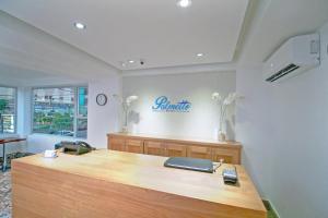 Vstupní hala nebo recepce v ubytování Palmetto Hotel