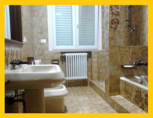 Koupelna v ubytování Residence Rotonda + 15 fotografií