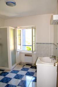 Phòng tắm tại Moulin De Cornevis