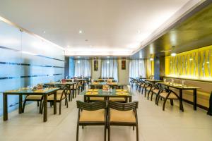 Gallery image of Octave Hotel - Double Road in Bangalore