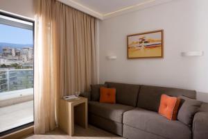 Χώρος καθιστικού στο Golden Age Athens Hotel