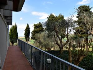 A balcony or terrace at Rental rooms Antonella