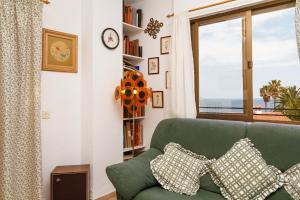 Część wypoczynkowa w obiekcie Carabeillo 13 Apartments Casasol