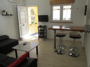 Posedenie v ubytovaní Casa Los Cerezos