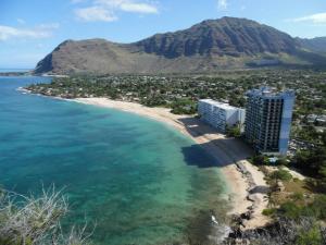 Galeriebild der Unterkunft Makaha Beach Cabanas Penthouse in Waianae