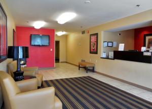 TV a/nebo společenská místnost v ubytování Extended Stay America Suites - Houston - Med Ctr - NRG Park - Kirby