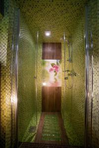 Kylpyhuone majoituspaikassa Forest House exclusive