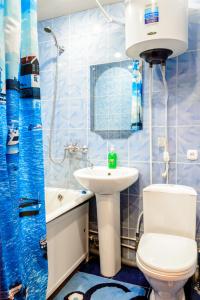 Vonios kambarys apgyvendinimo įstaigoje Apartment TwoPillows on Timanskaya 4B