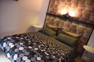 Postel nebo postele na pokoji v ubytování la casa di asmei b & b Lucera
