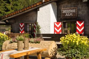Zahrada ubytování MONDI Bellevue Alm Gastein