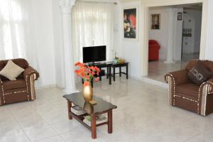 A seating area at Paradise Palms Jamaica Vacation Rental