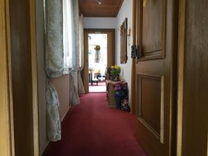 Foto dalla galleria di Pension Am Kirschberg a Weimar