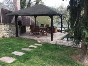 Giardino di Pension Am Kirschberg