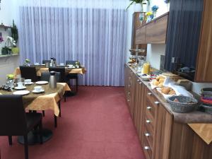 Cibo presso l'affittacamere o nelle vicinanze