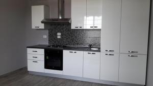 A kitchen or kitchenette at Villa Sofia