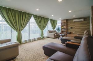 A seating area at Hotel Sfera