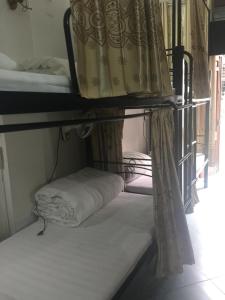 Katil atau katil-katil dalam bilik di Hanoi Ecogreen Hostel