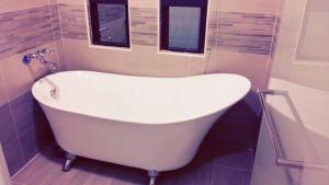 A bathroom at Warm Home