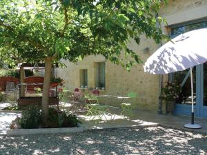 Giardino di Chambres d'Hôtes du Clos Semper Felix