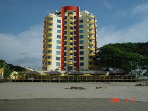 Gallery image of Departamento Torresol Tropical in Tonsupa