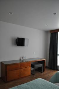 Μια τηλεόραση ή/και κέντρο ψυχαγωγίας στο AMD Hotel