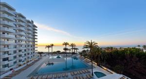 Hotel Ocean House Costa del Sol, Affiliated by Meliá内部或周边的泳池